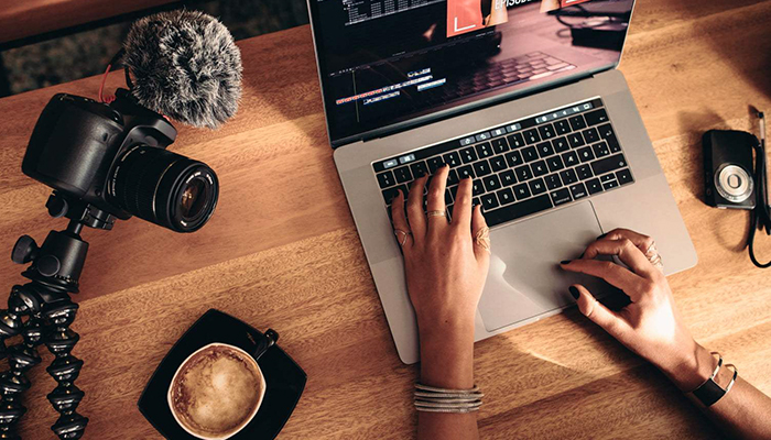 Cách kiếm tiền online bằng Vlog